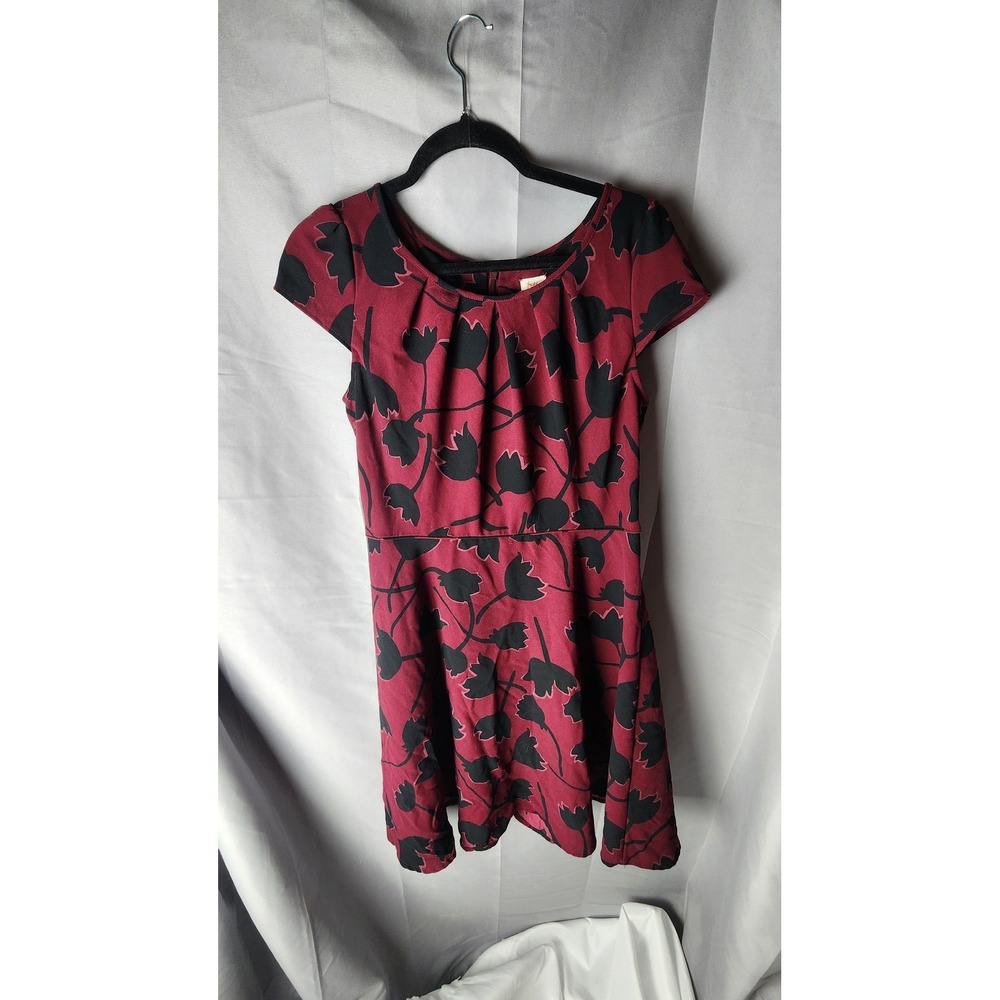 Loft Ann Taylor Vintage Burgundy Black Floral Tulip FitFlare Dress Wedding Guest
